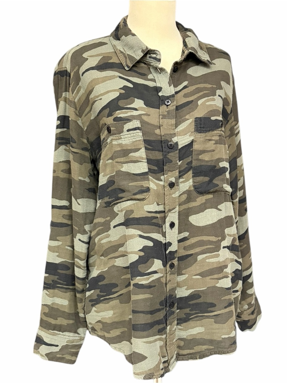 Sanctuary Camo Button Front Utility Shirt Linen Blend Fits S M